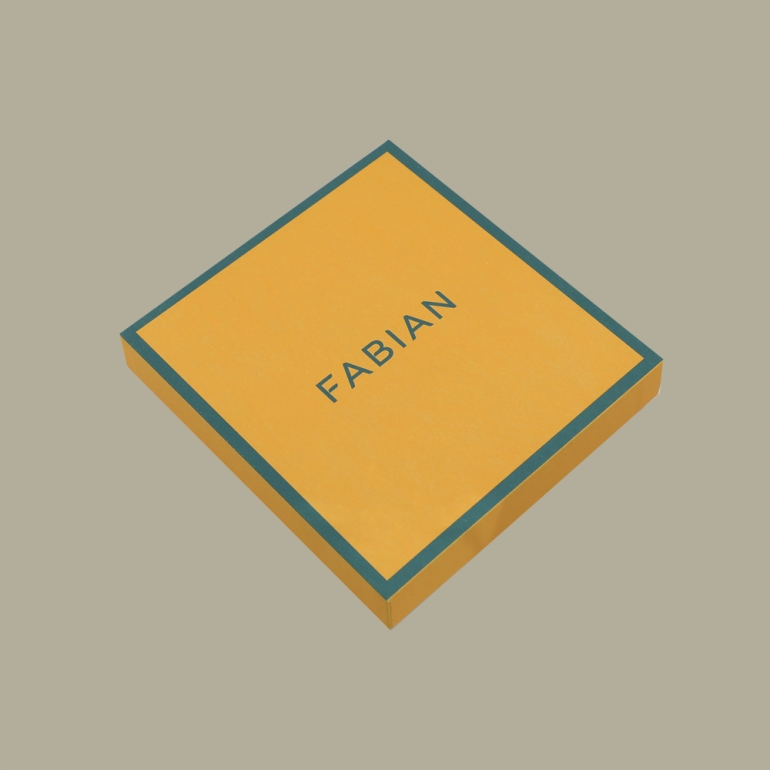 fabian card holder box3 Fabian card holder box3