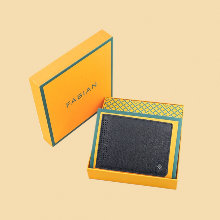 fabian leather black wallet fmw slg20 b with box Fabian leather black wallet fmw slg20 b with box