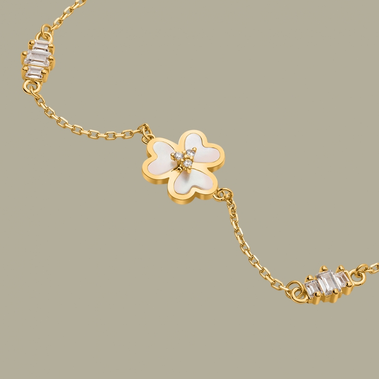 fabian 3 petal flower design gold bracelet flj oa17b5411s br g 02 Fabian 3 Petal Flower Design Gold Bracelet-FLJ-OA17B5411S-BR.G 02