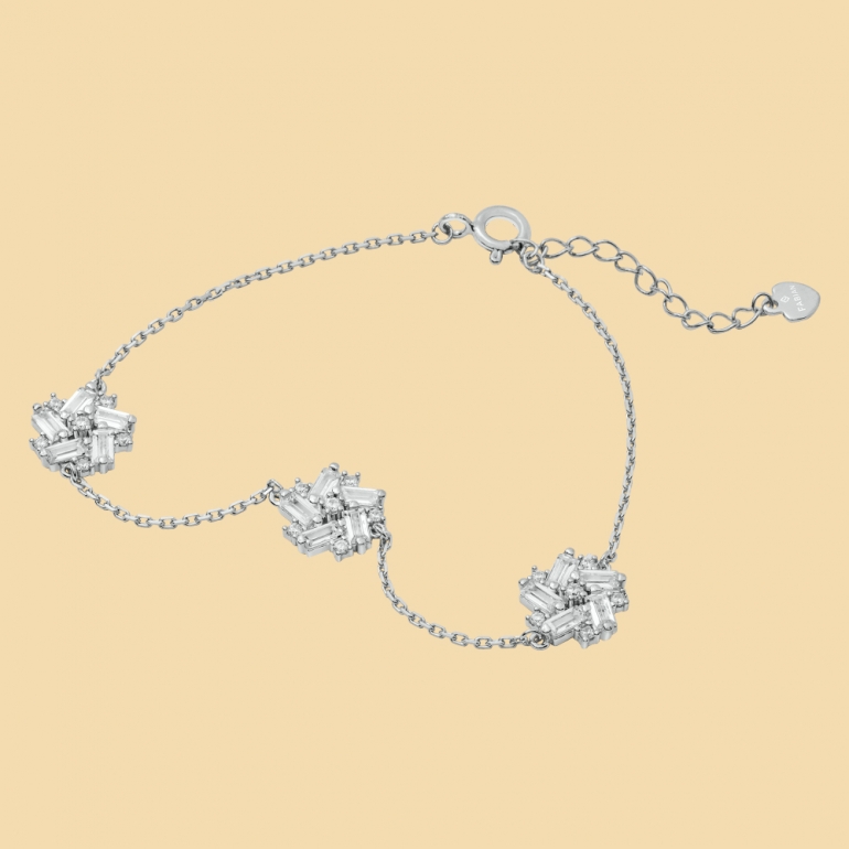 fabian flower design silver bracelet flj dm18b1965s br s 01 Fabian Flower Design Silver Bracelet-FLJ-DM18B1965S-BR.S 01