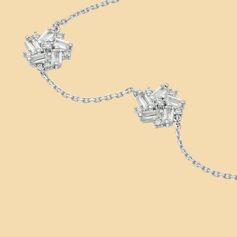 fabian flower design silver bracelet flj dm18b1965s br s 02 Fabian Flower Design Silver Bracelet-FLJ-DM18B1965S-BR.S 02